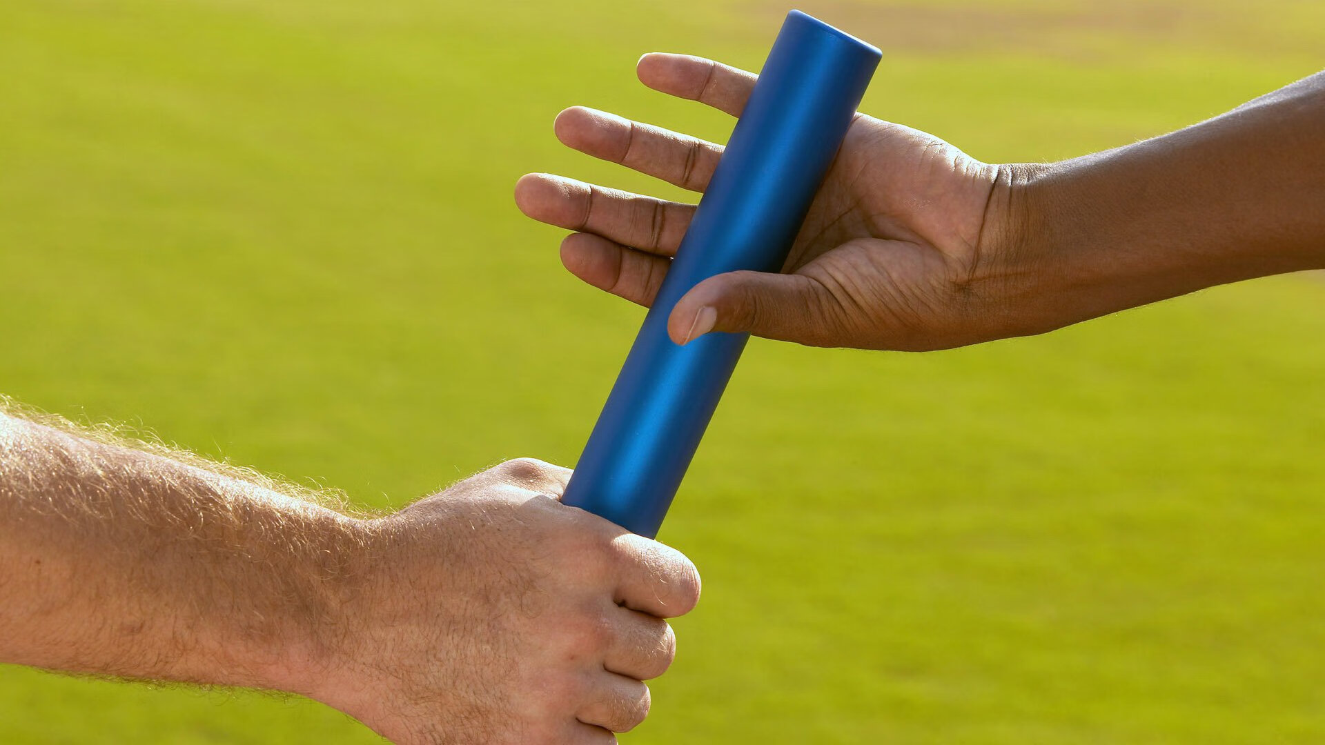 乐鱼体育平台app下载-中国足球联赛新赛季新面貌，球员表现引人注目，中国足球国内联赛