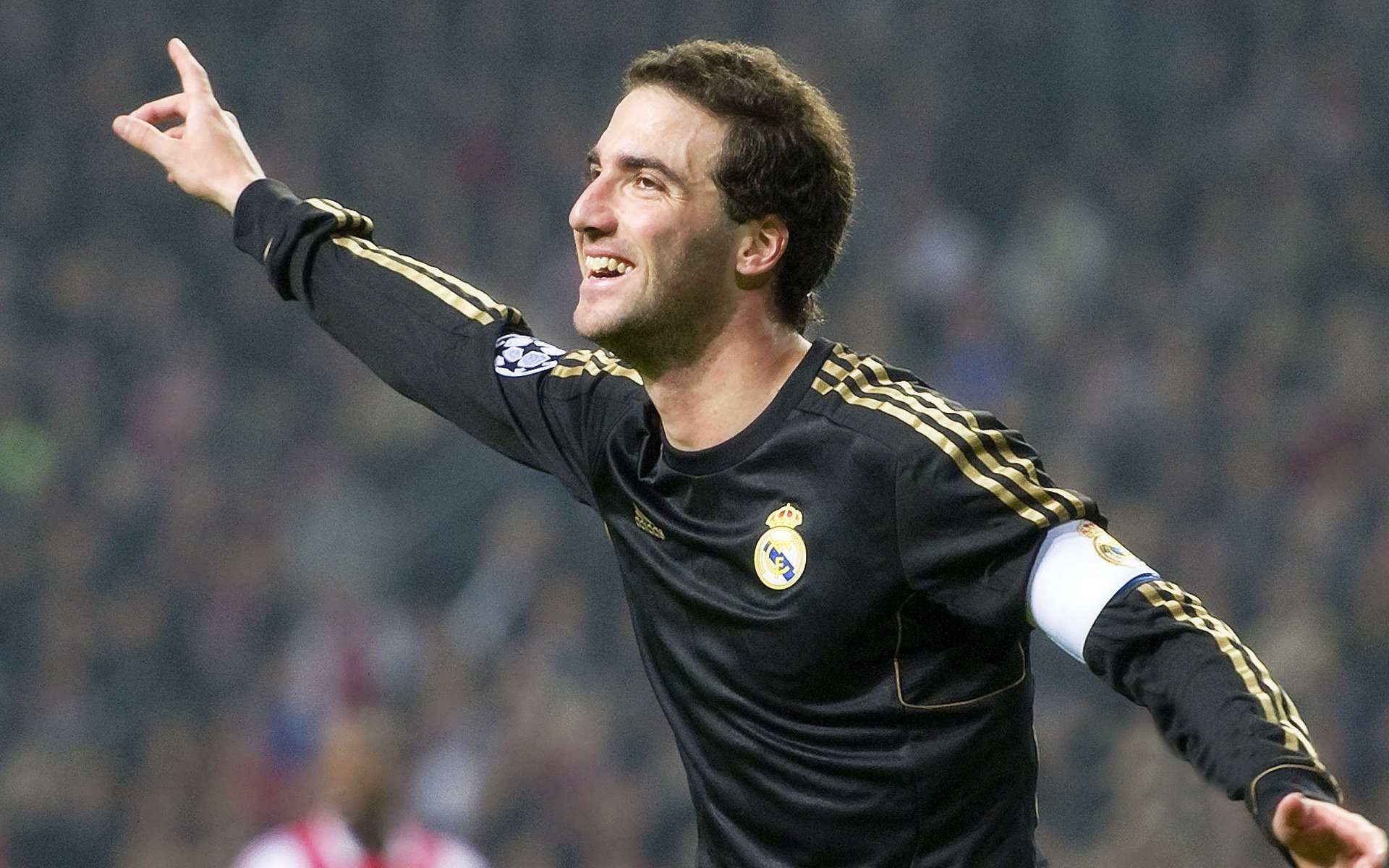 五大联赛是否通过短传控制对抗高压抢球