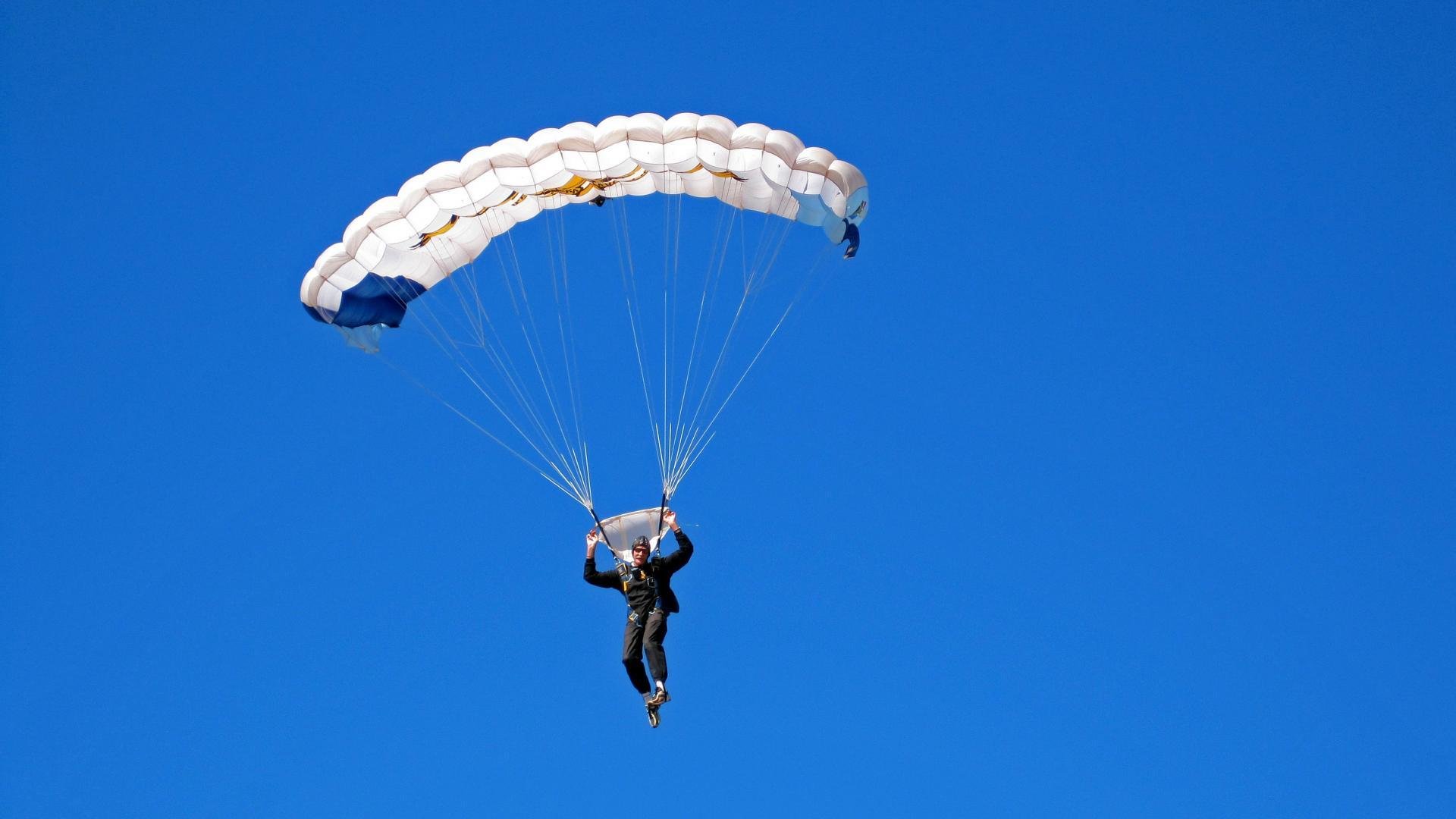 《国际合作:多国电竞联盟携手共赢》,国际电竞项目有哪些